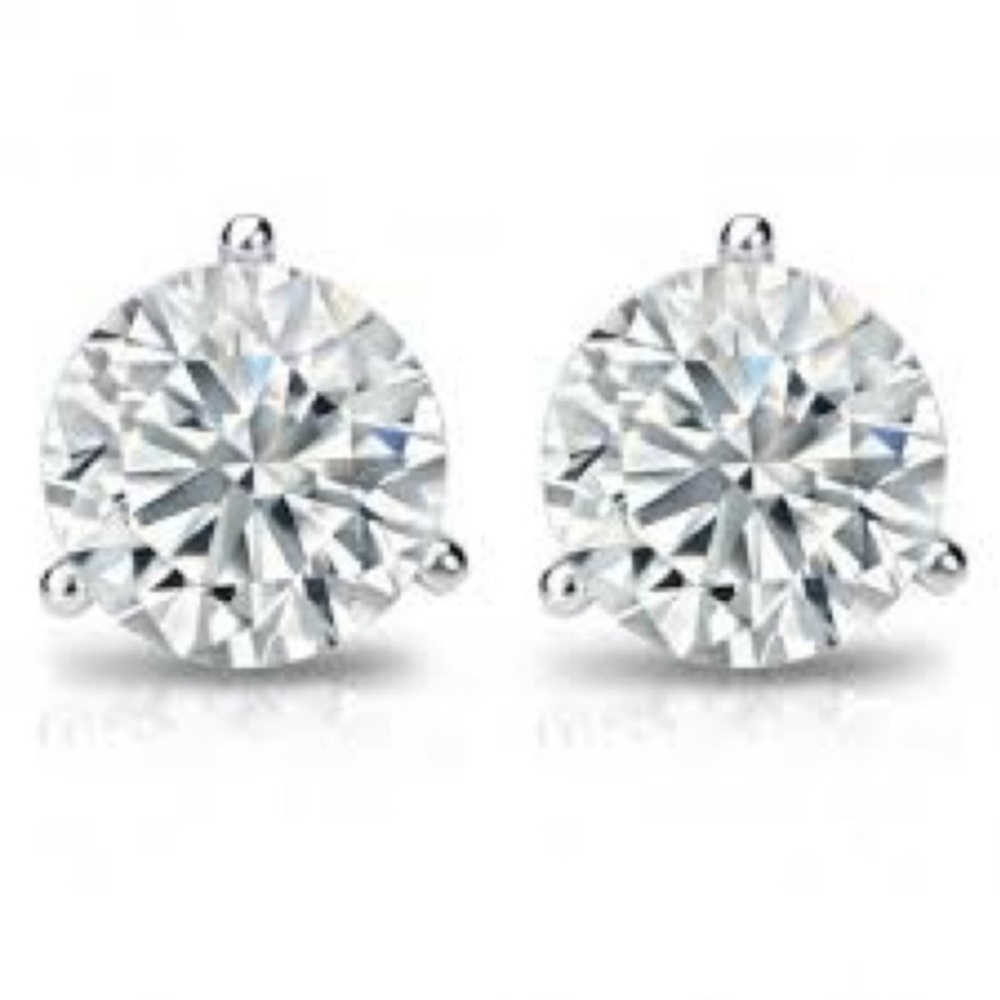 2.6 ct. 3 Prong Martini Brilliant Round Cut Diamond Stud Earrings